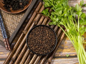 万万没想到！芹菜居然能治那么多病 ！